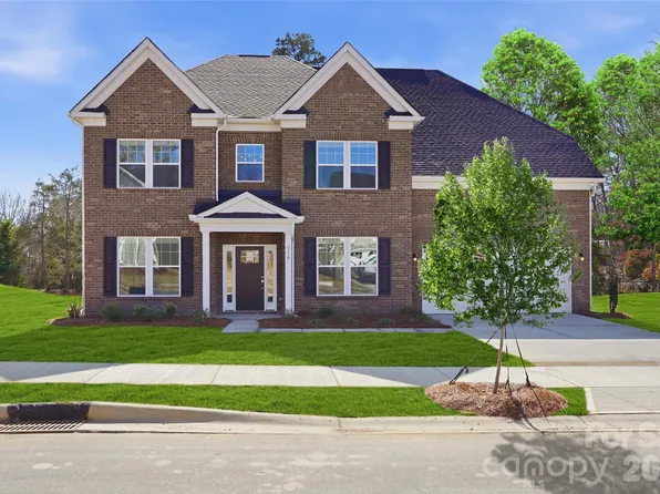 316 Alameda Way, Matthews, NC 28104
