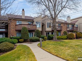 333 Liberty St APT 4, Little Ferry, NJ 07643