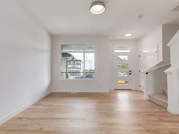 2nd image of 764 N Sora Blvd SE