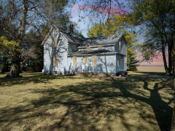 5721 E 2200th Rd N, Flanagan, IL 61740