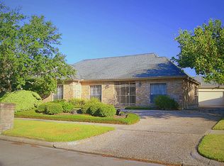 8022 Albin Ln, Houston, TX 77071