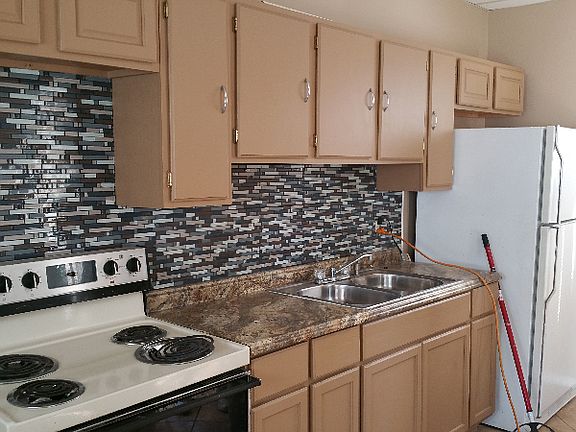 2nd image of 130 W Fairview Ave