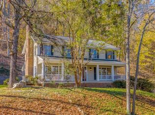 2221 Rocky Face Cir, Dalton, GA 30720