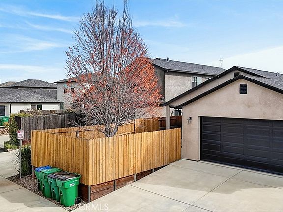3rd image of 3557 E Eaton Rd