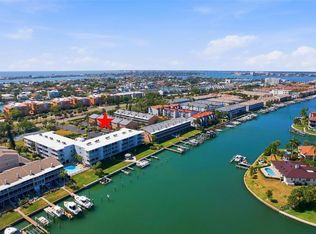637 Pinellas Bayway S APT 207, Saint Petersburg, FL 33715