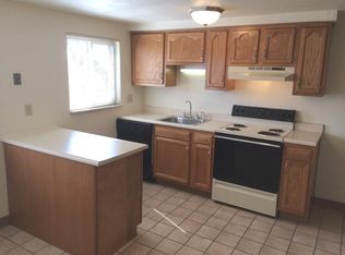1038 Clay Pike, Irwin, PA