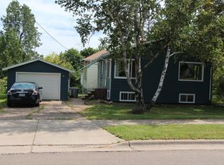 1036 Grand View Ave, Duluth, MN 55812