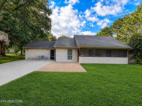 2626 Best Rd, Maryville, TN 37803