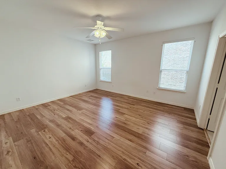 5612 Leven Ln — Photo 20