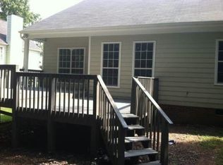 8717 Sam Dee Rd, Charlotte, NC 28215