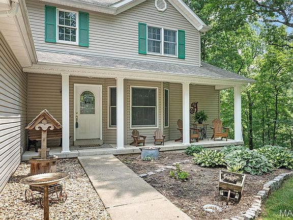 2nd image of 20220 Inverness Dr