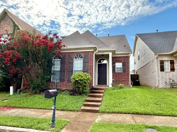 10226 Sterling Ridge Dr, Cordova, TN 38018