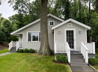 693 Boston Post Rd #A, Darien, CT 06820