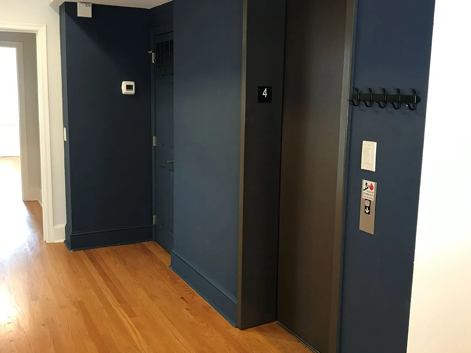 2 bed, 1142 sqft, $2,950 — Photo 2