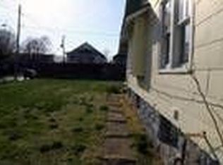 4628 Mercier St, Kansas City, MO 64112