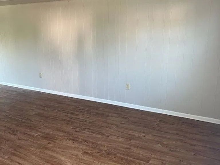 1463 Cora Ln — Photo 22