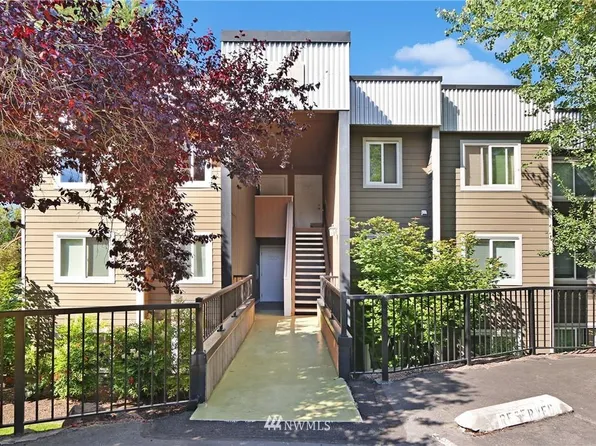 732 Kirkland Cir, Kirkland, WA