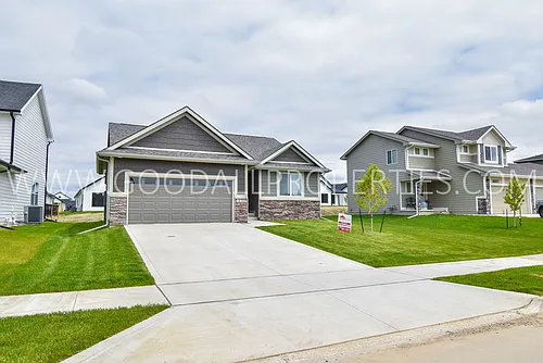 18203 Alpine Dr Photo 1