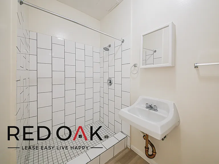692 Valencia St #309 — Photo 13