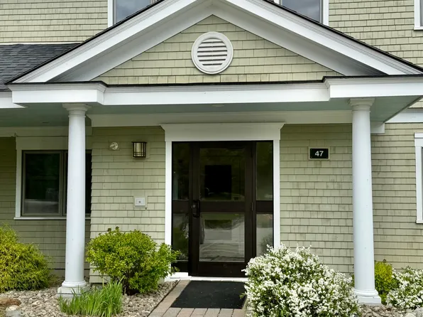 47 Springbrook Hill Drive #2A, Belfast, ME 04915