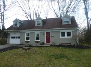 208 Cardinal Rd, Lititz, PA 17543