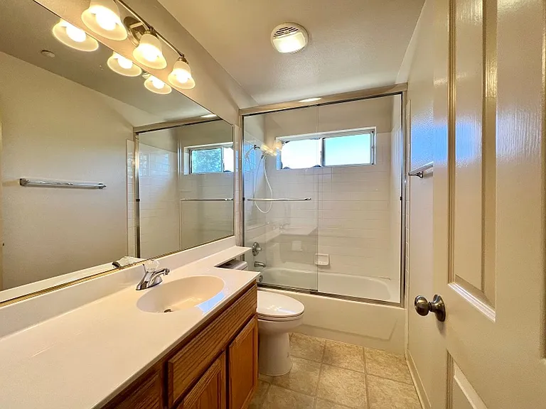 1924 Shurtleff Ave — Photo 24