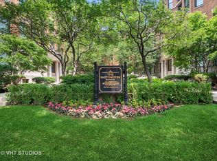 668 W Irving Park Rd APT H3, Chicago, IL 60613