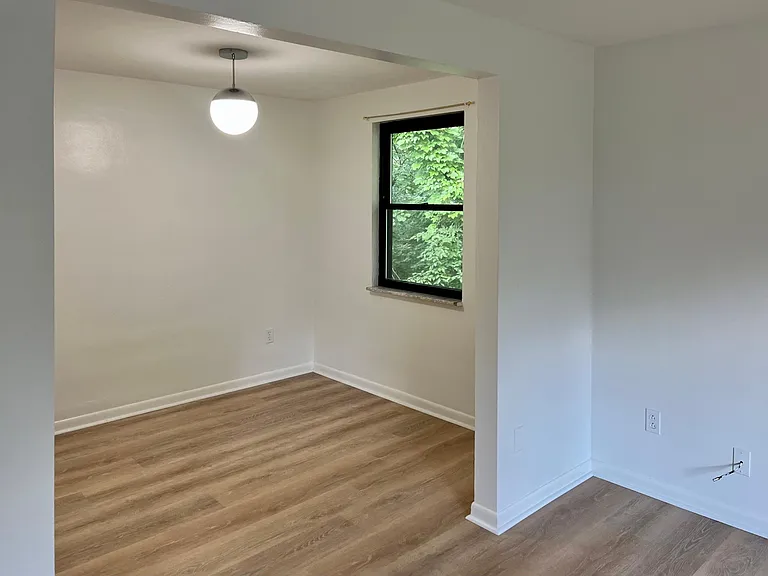 69 Oakwood Ave #2 — Photo 4