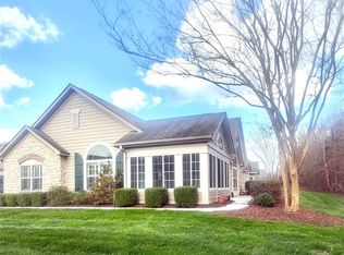 3524 S Bank Ct, Matthews, NC 28105