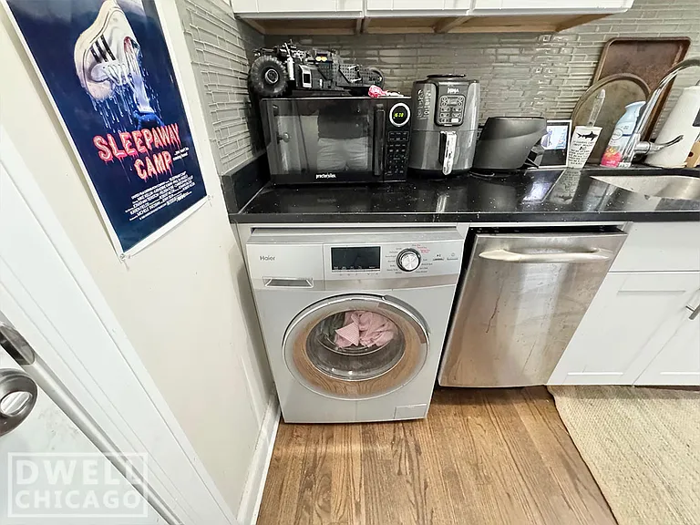 3823 N Greenview Ave #1 — Photo 9