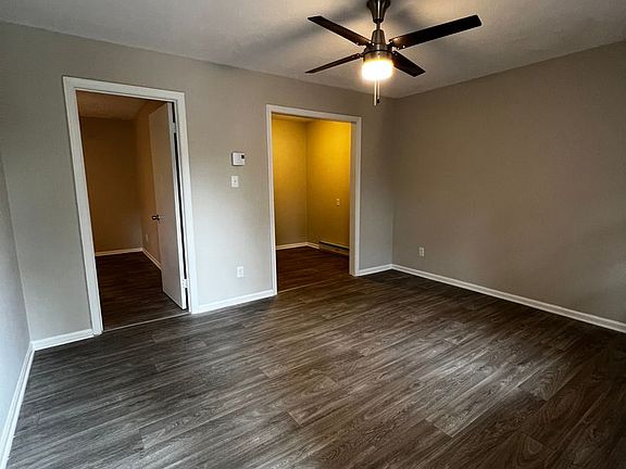4th image of 7569 Faraday Pl Unit C