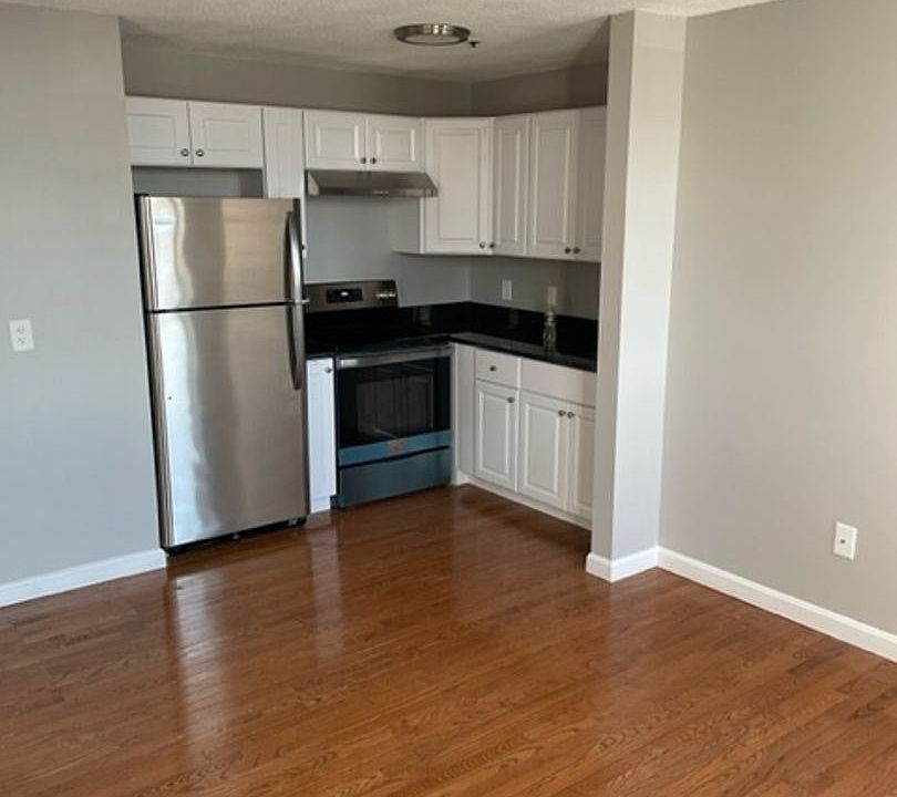 1st image of 59 Central St #306
