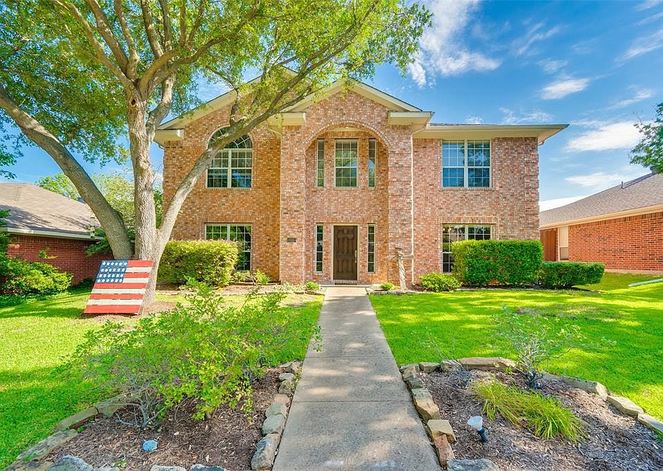 1st image of 814 Weeping Willow Ct