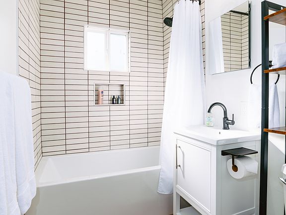 5th image of 295 S Seaward Ave #297