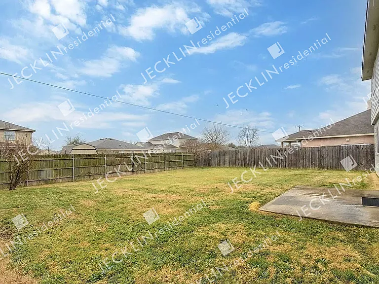 206 Mossy Rock Dr — Photo 27