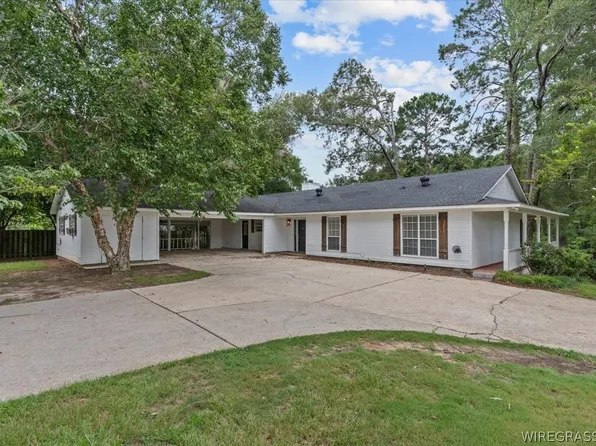 308 Gateway Dr, Enterprise, AL 36330