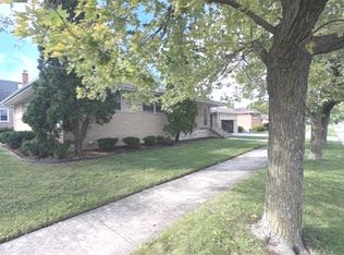 16560 Greenwood Ave, South Holland, IL 60473