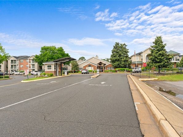 120 15th St E APT 307, Tuscaloosa, AL 35401