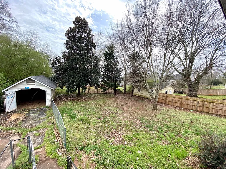 1806 Owens Rd — Photo 22