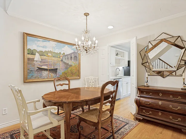 7617 Riverbrook Dr — Photo 4