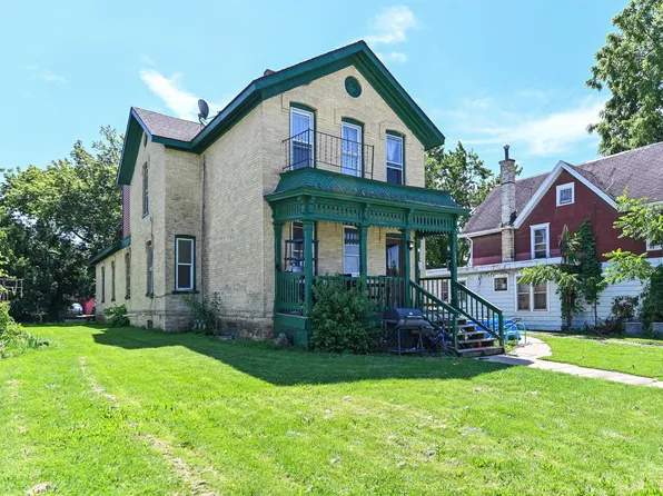 305 South 2nd STREET, Watertown, WI 53094