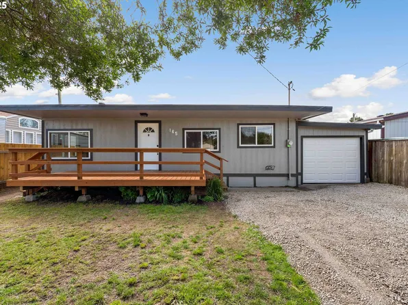165 N 15th St, Lakeside, OR 97449