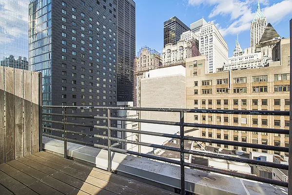 Sold by Compass | media 10