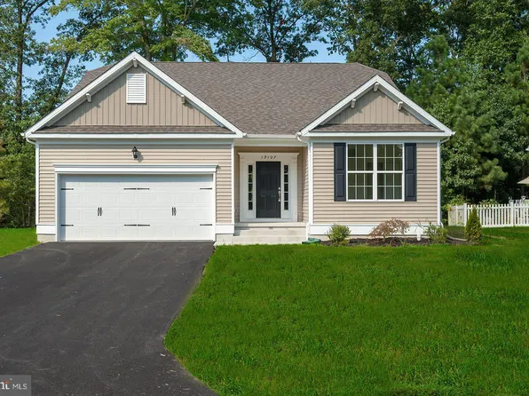 204 Coghill Ct, Felton, DE 19943