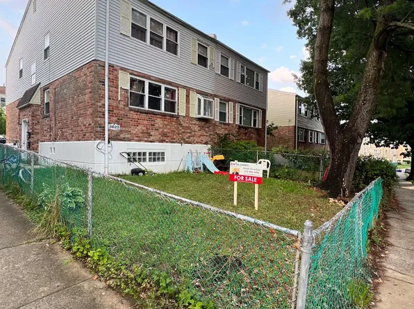 3625 Red Lion Rd, Philadelphia, PA 19114