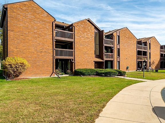 5th image of 2929 Sunnyside Dr APT D367