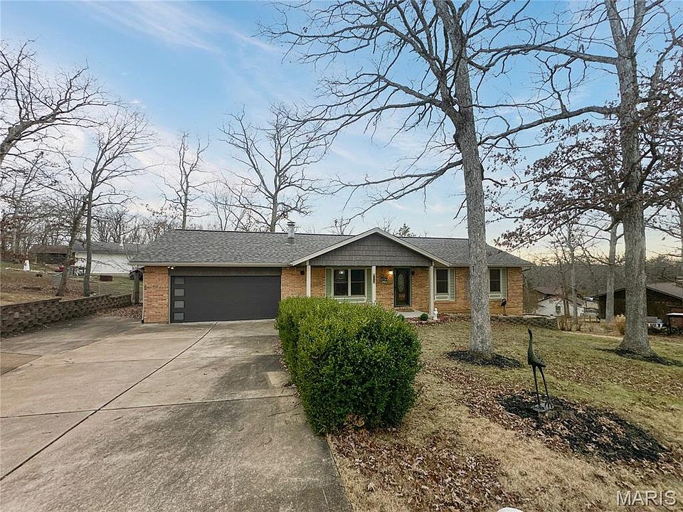 1st image of 7412 Oakwood South Dr