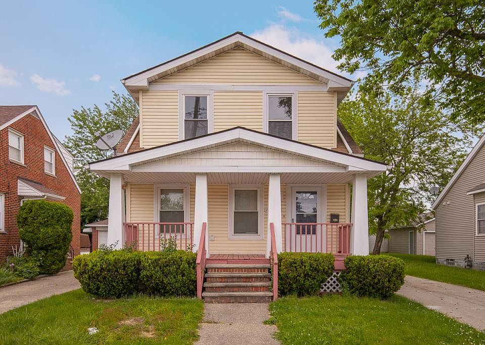 1st image of 18619 Arrowhead Ave