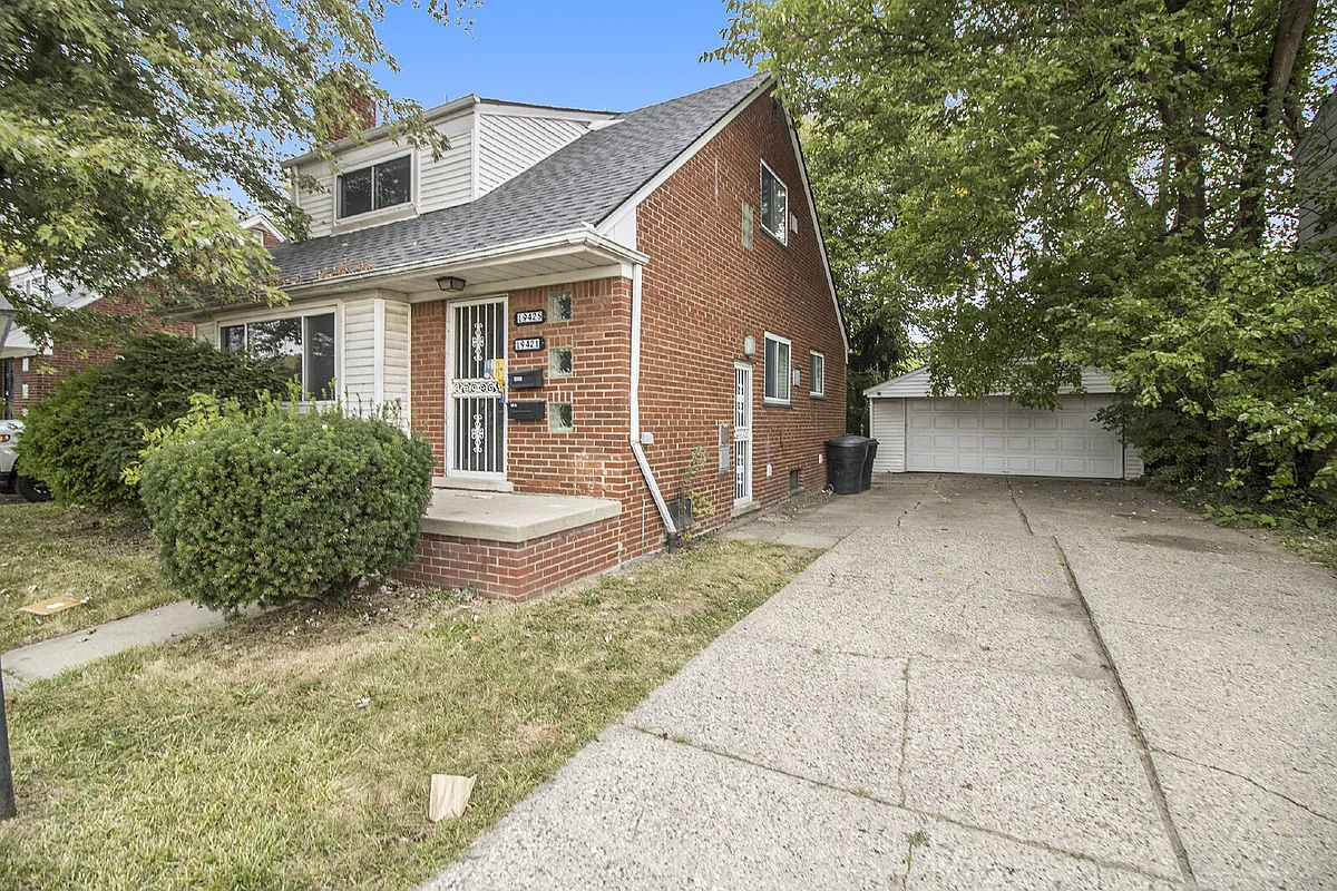 Building Photo - 19421 Moross Rd #2