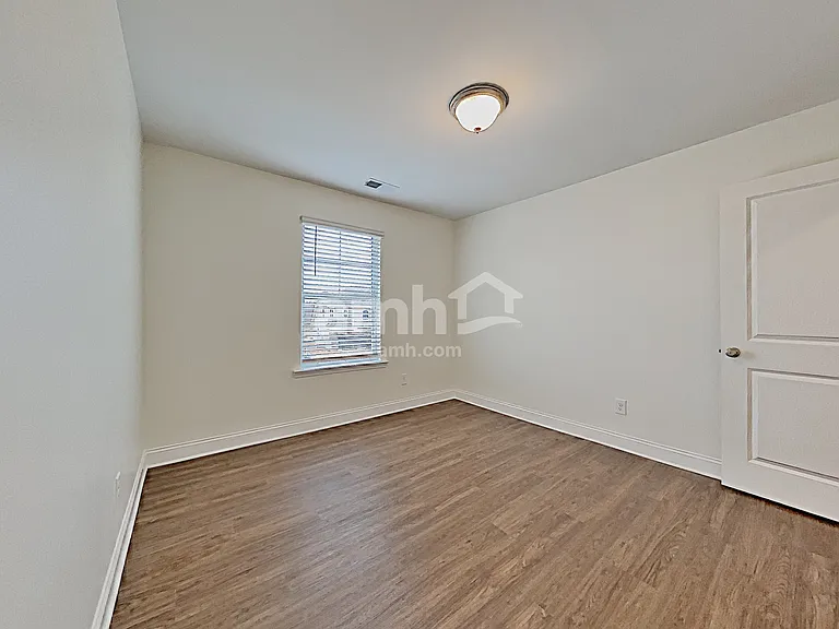 125 Hamilton Park Dr — Photo 28